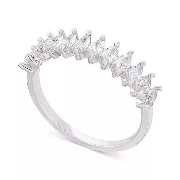 Stunning Silver Marquise CZ Plated Ring (Size 9) Chic Trendy Fashion Women's NEW - Picture 1 of 4